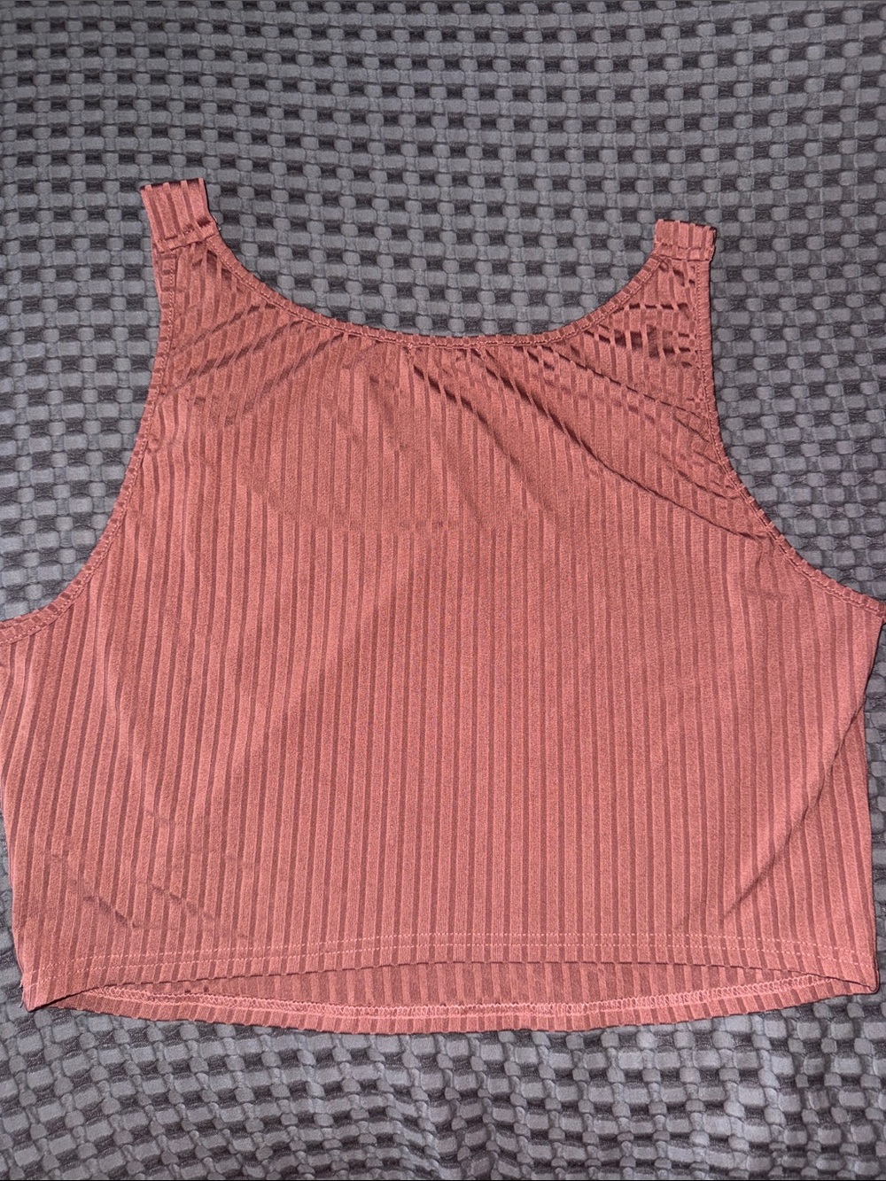 Rose Ribbed Buckle Tank Top - Picture 3 of 3